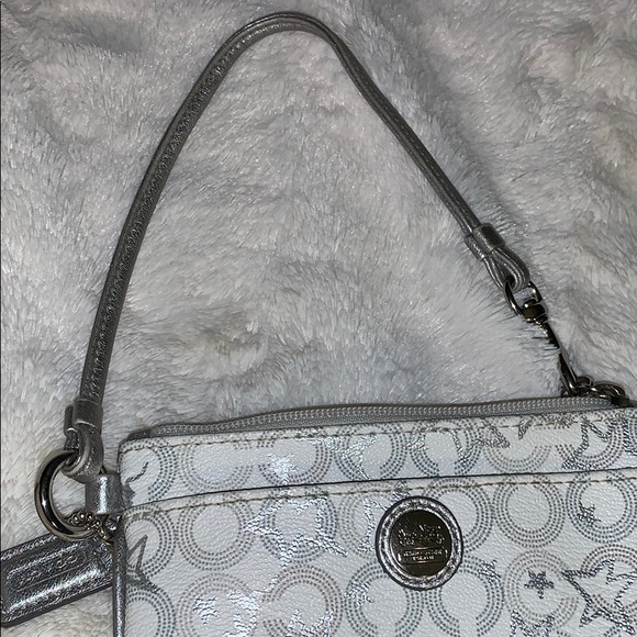 Coach Wristlet - Picture 5 of 7